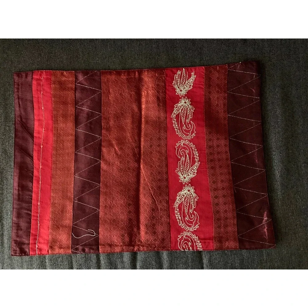 NEW Holiday Table Runner & 8 Placemats Set‎ NWT (A)